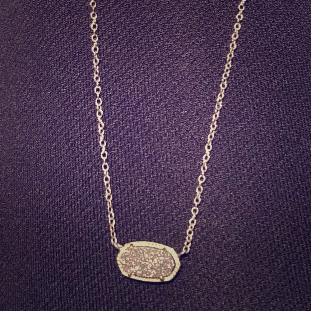 Authentic Kendra Scott necklace